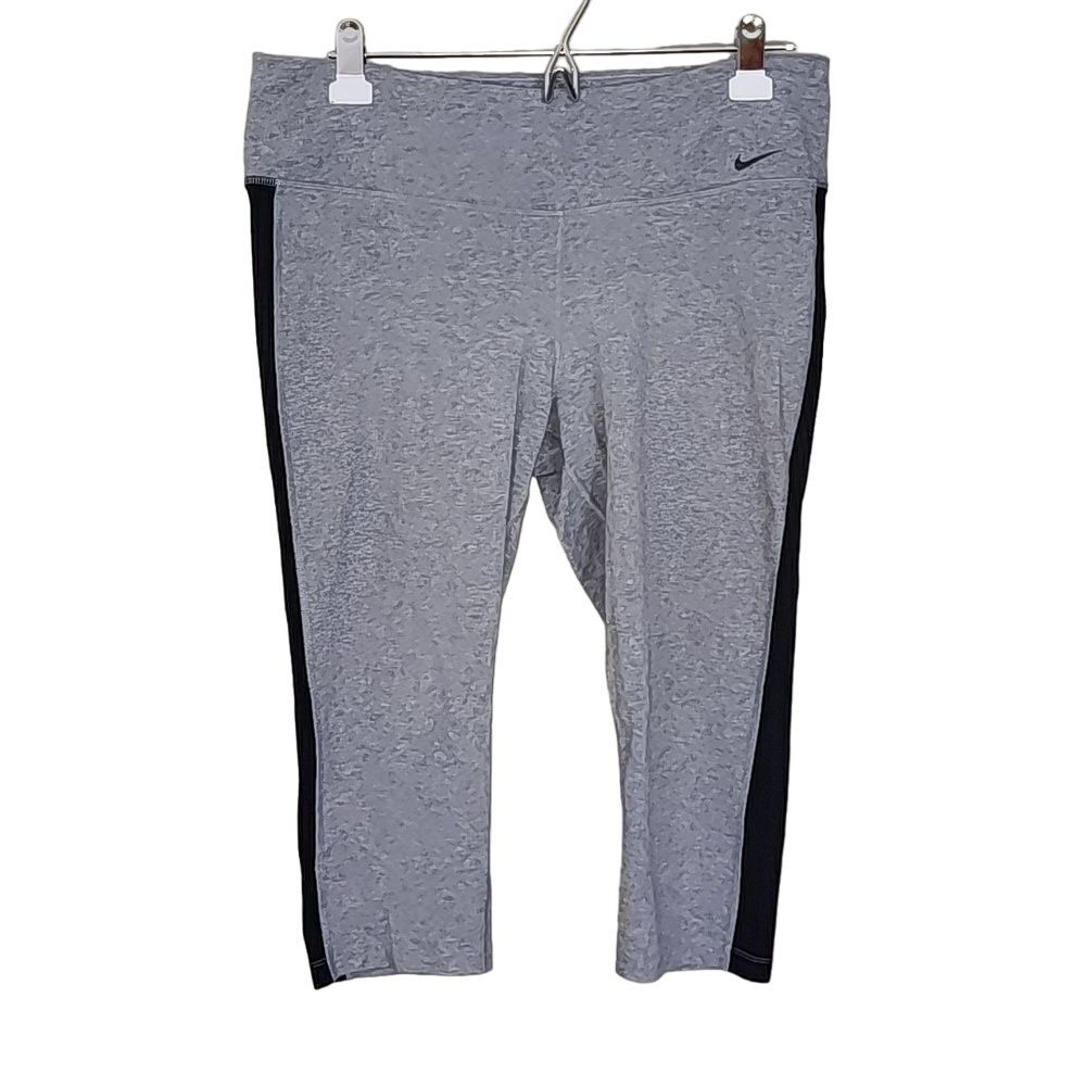 Nike Dri-Fit Capri Leggings Size X-Large - Picture 1 of 9